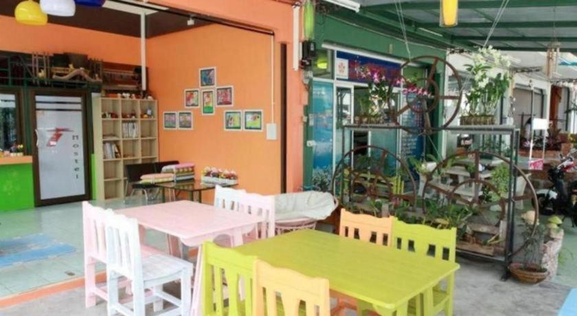 Oyo 586 I Hostel Phuket Ngoại thất bức ảnh