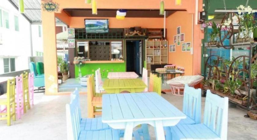 Oyo 586 I Hostel Phuket Ngoại thất bức ảnh