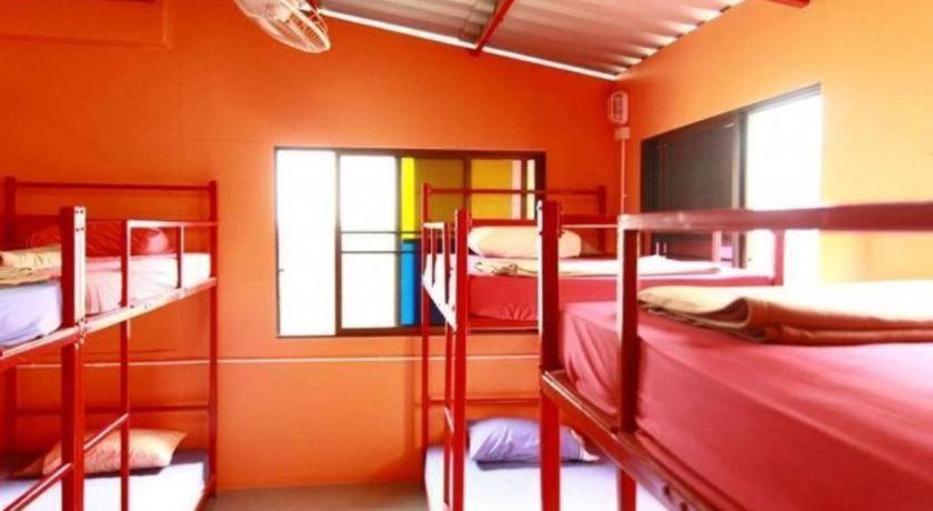 Oyo 586 I Hostel Phuket Ngoại thất bức ảnh